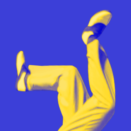 Nogi tancerza wykonującego obrót